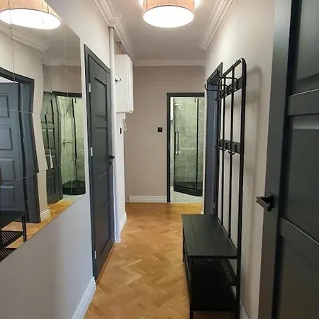 Bema 6 Cinema 公寓 *